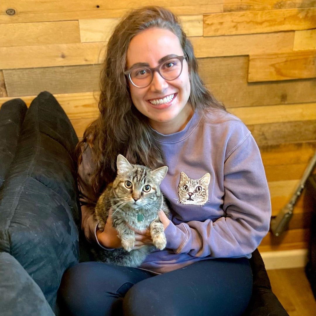 Custom Full-Color Cat Face Photo Embroidered Sweatshirt